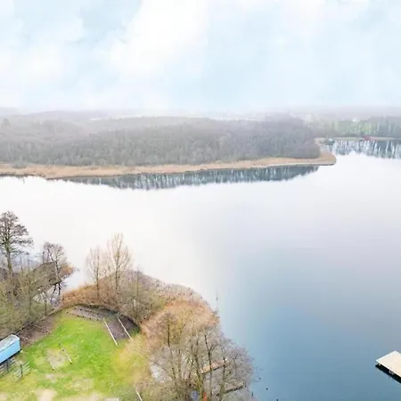 Komfortabler Doppelbungalow Mit Terrasse Im Mirow 別荘 Granzow
