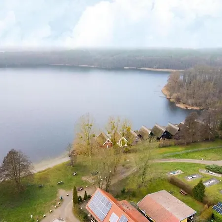 Komfortabler Doppelbungalow Mit Terrasse Im Ferienpark Mirow *